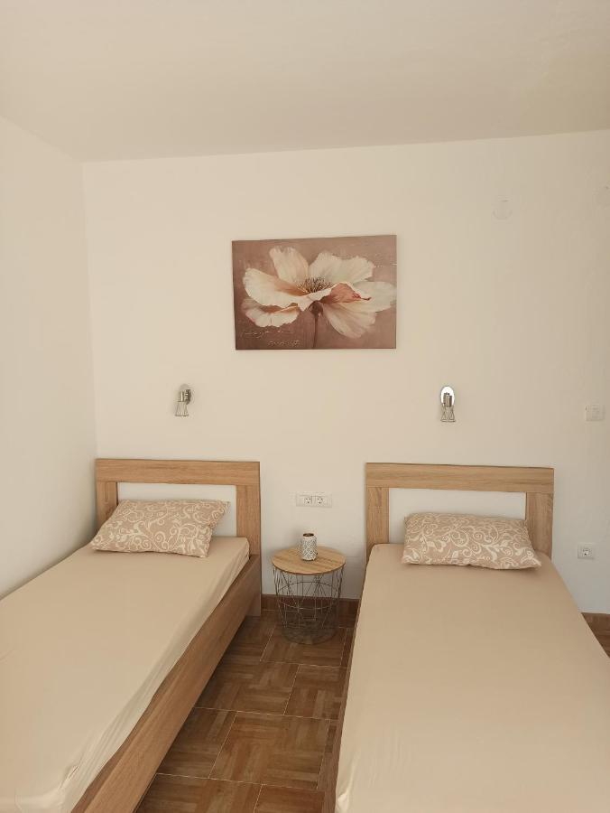 Lastva Holliday Rooms ブドヴァ エクステリア 写真